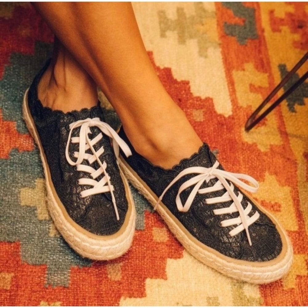 SeaVees Espadrille Platform Shoes Womens 7 Black Embroider Lace Comfort Sneakers